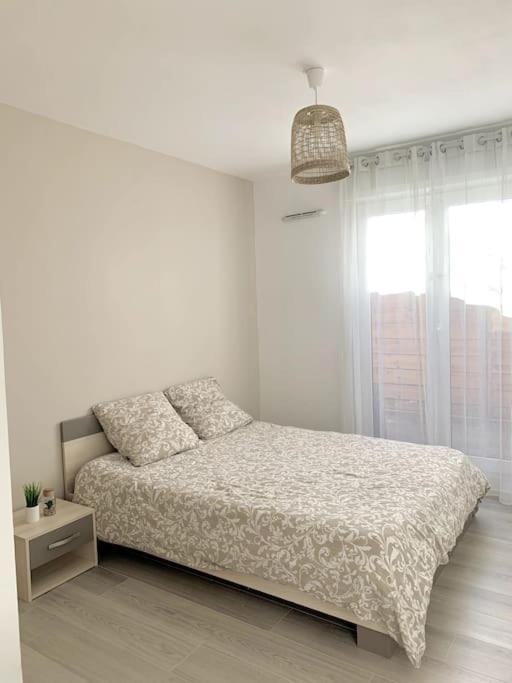 Apartment Grand F3 A 30mn De Paris - Terrasse + Parking Prive *