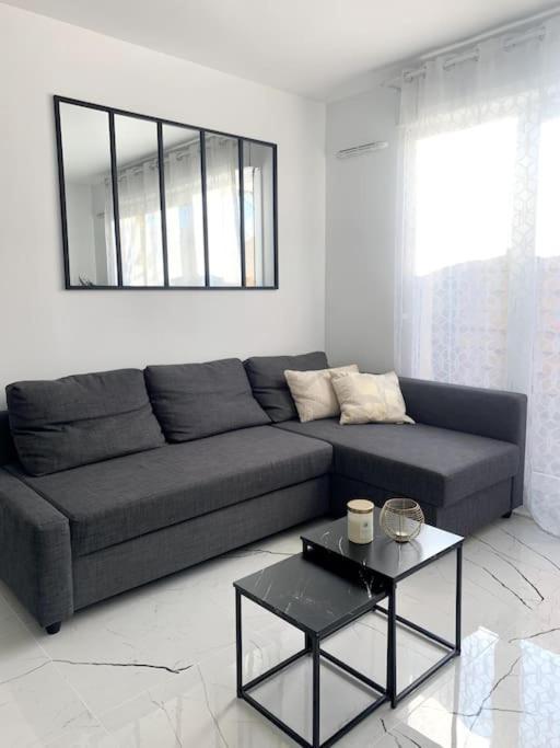 Apartment Grand F3 A 30mn De Paris - Terrasse + Parking Prive *