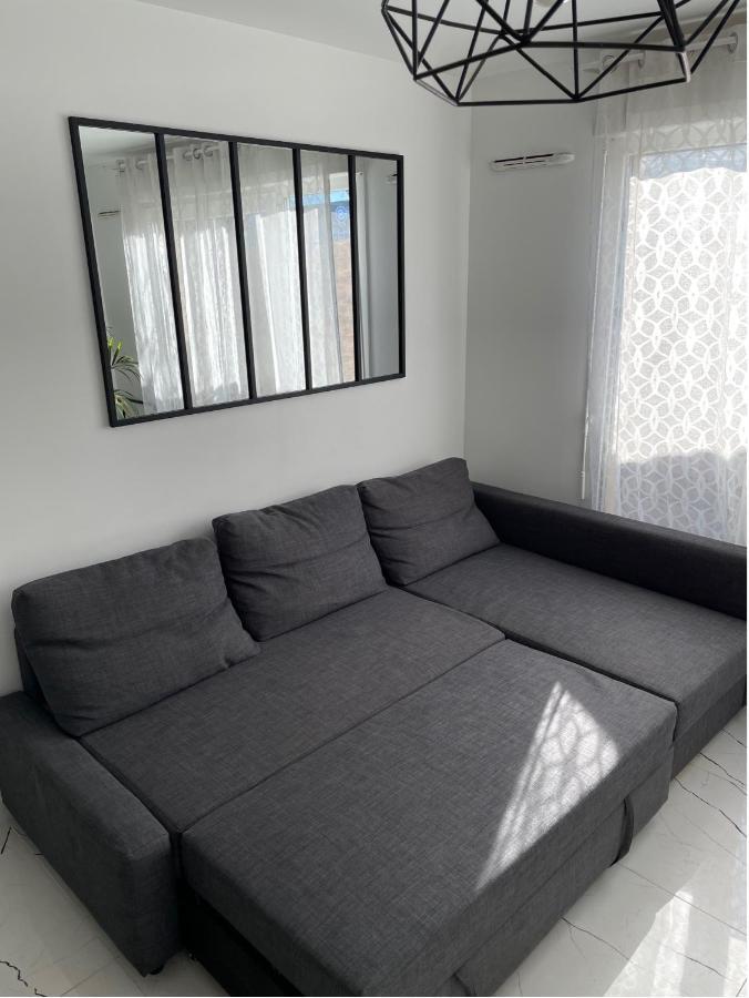Grand F3 A 30mn De Paris - Terrasse + Parking Prive